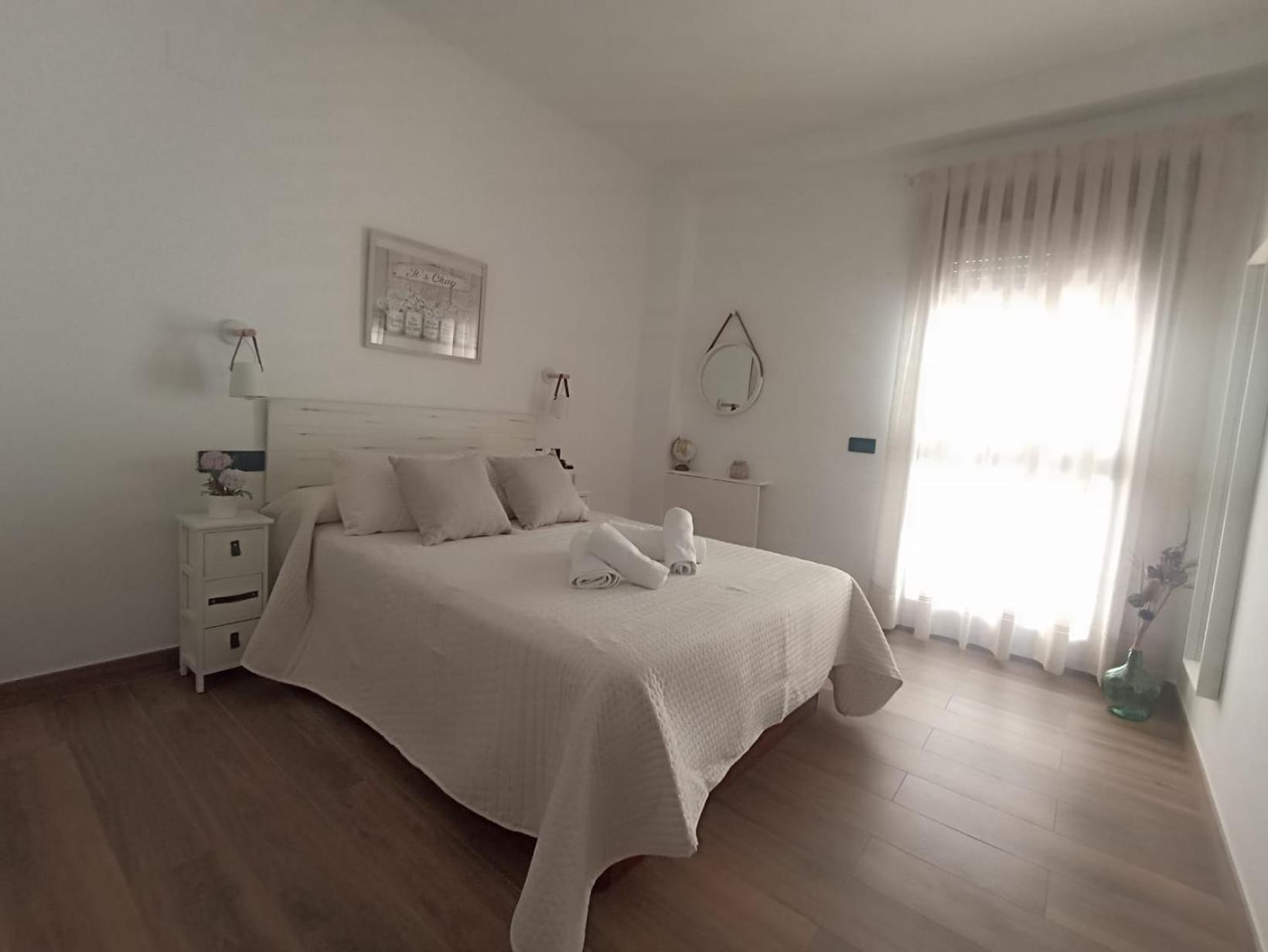 Apartamento Nuevo Centrico Con Aparcamiento Privado Incluido Alcalá de Guadaira Exterior foto